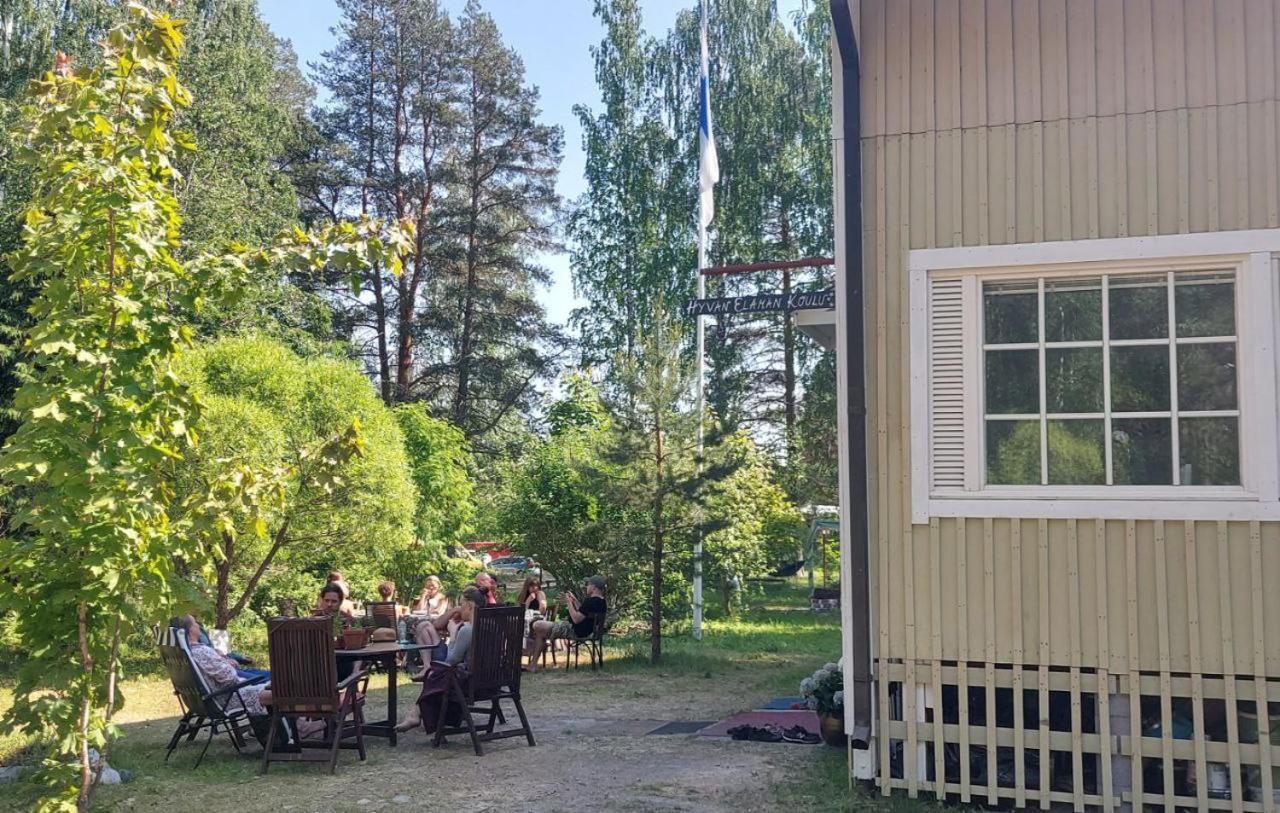 Good Life Homestay Ahmovaara エクステリア 写真